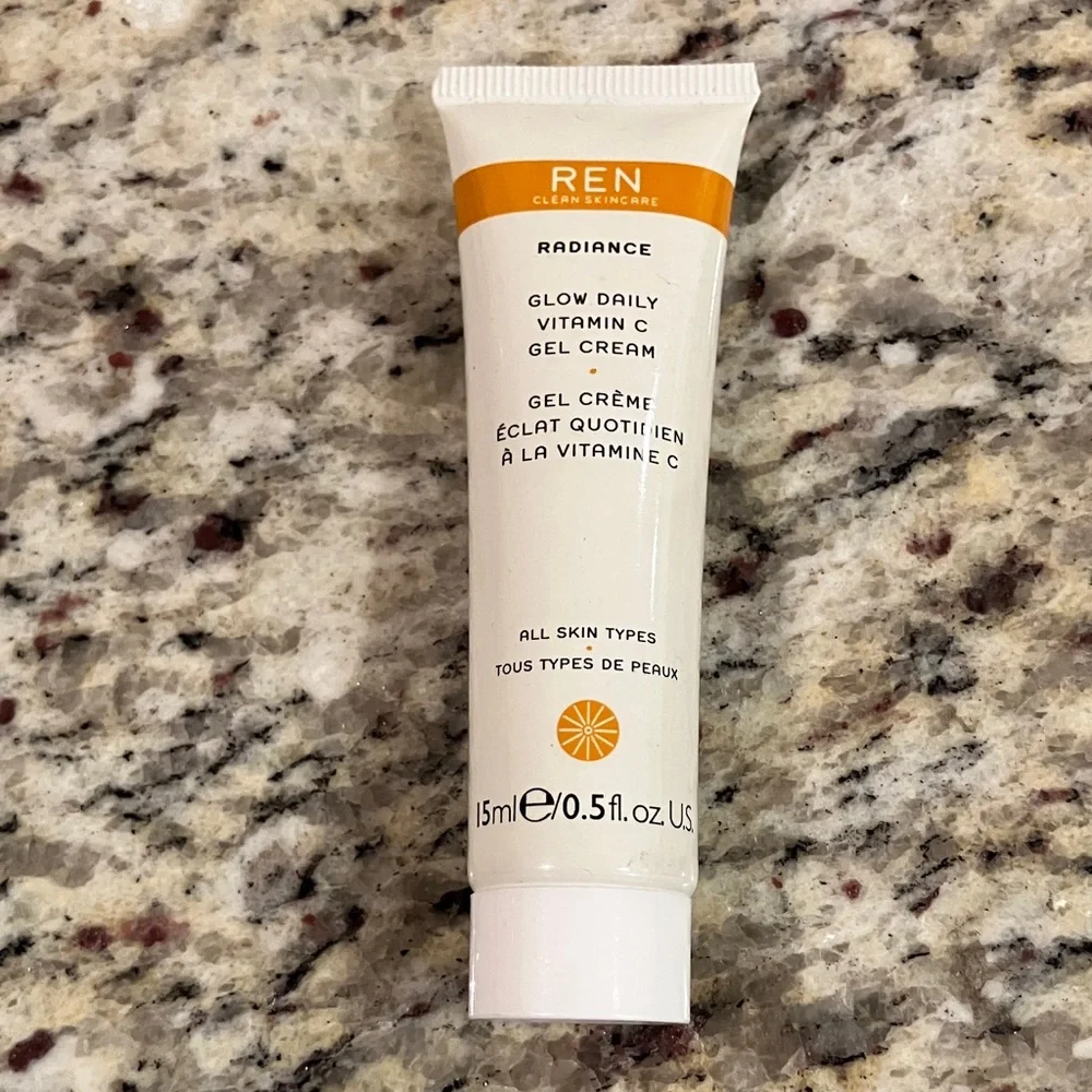 REN Clean Skincare Radiance Glow Daily Vitamin C Gel Cream 0.5 oz Travel Size